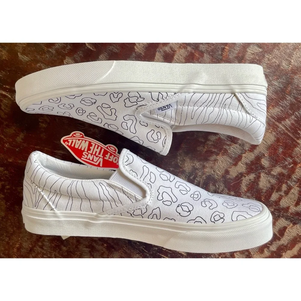 Vans classic slip on. - Picture 4 of 8